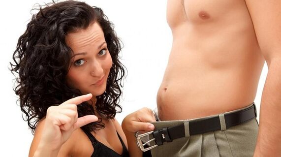 Porno ruslar veb-kamera oldida onanizm qiladi